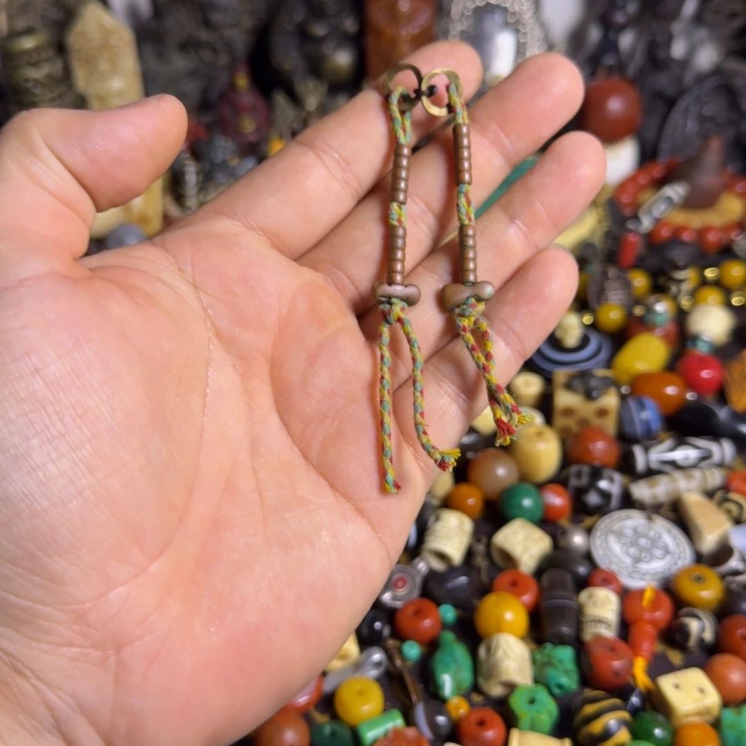 琉璃颈饰计数器如图