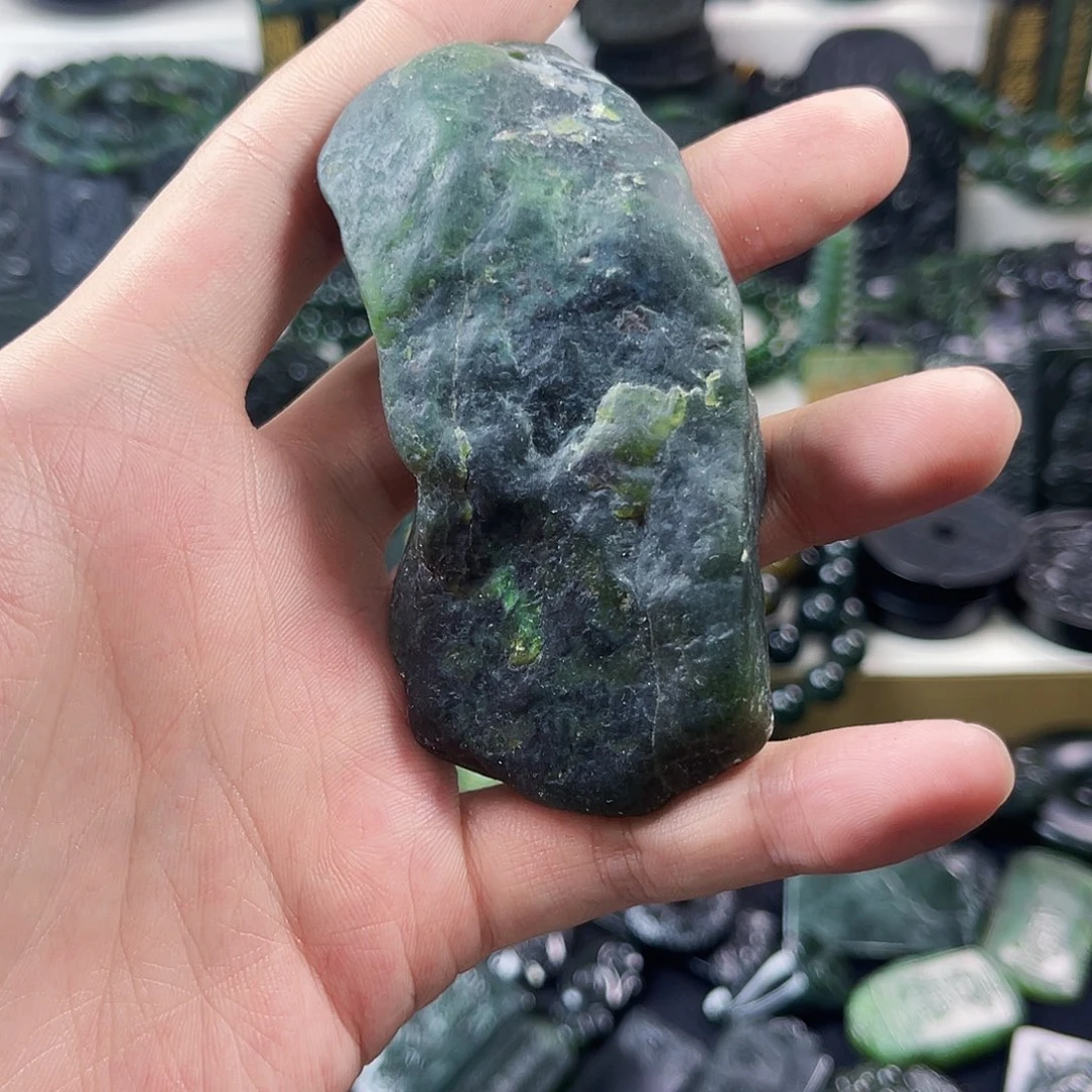合金泰山玉吊坠碧石