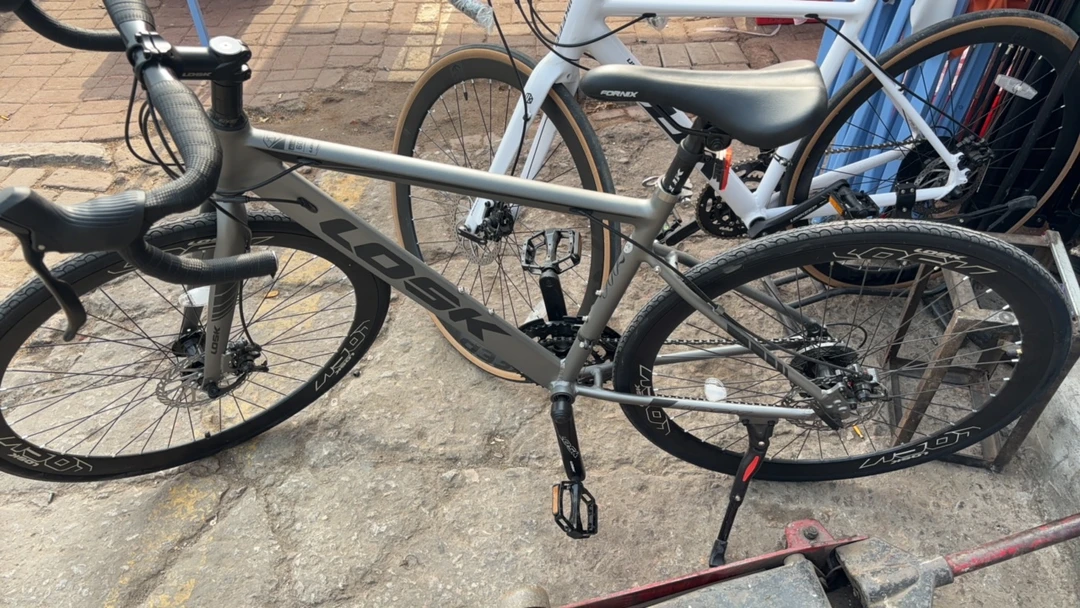 轻便铝合金公路自行车成人变速男女通勤运动公路车顺泰16速