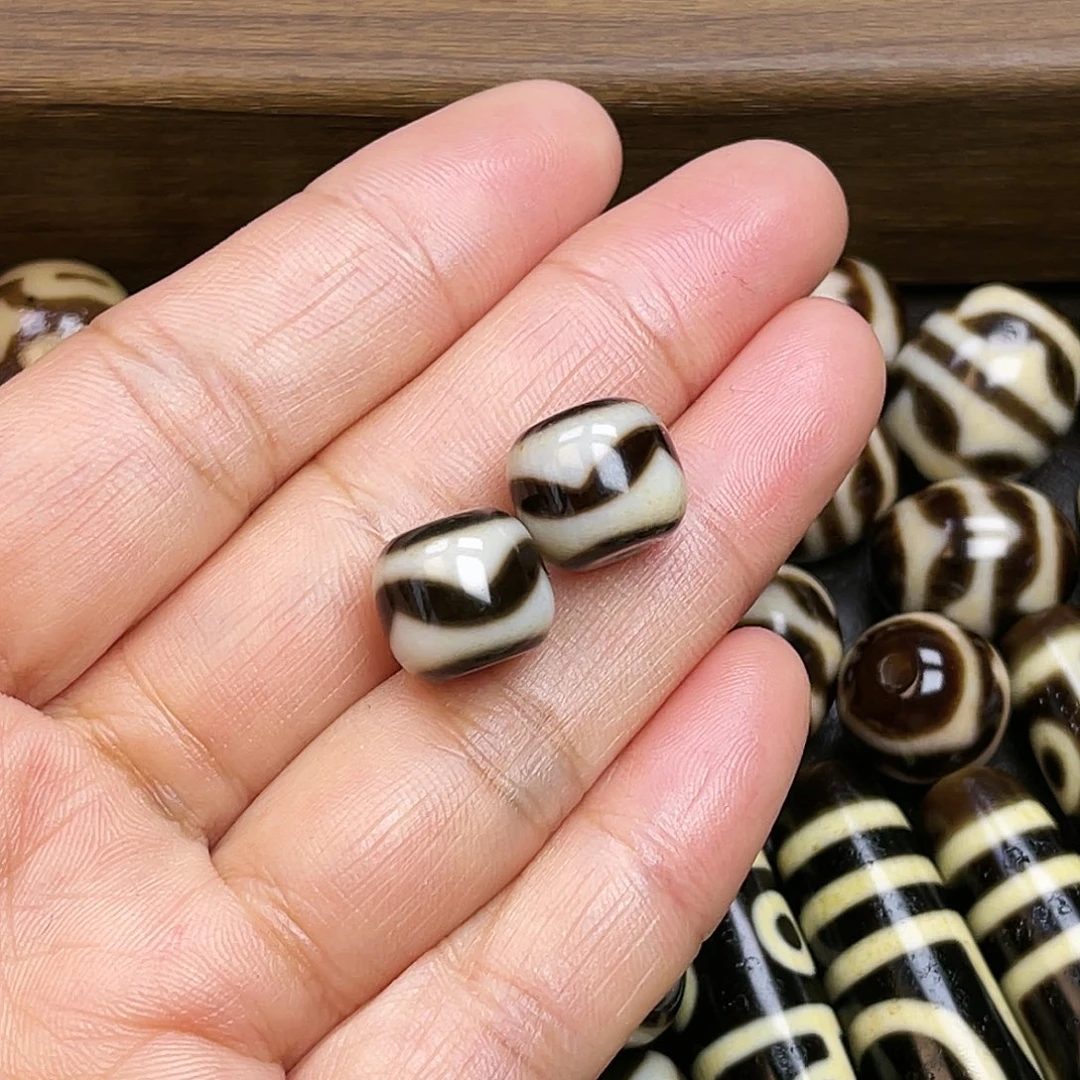 【闪购商品】未镶嵌颈饰玛瑙/玉髓茶**间