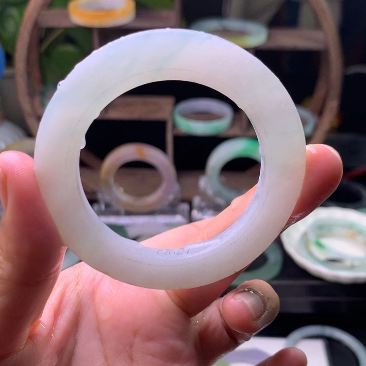 未镶嵌翡翠定制翡翠