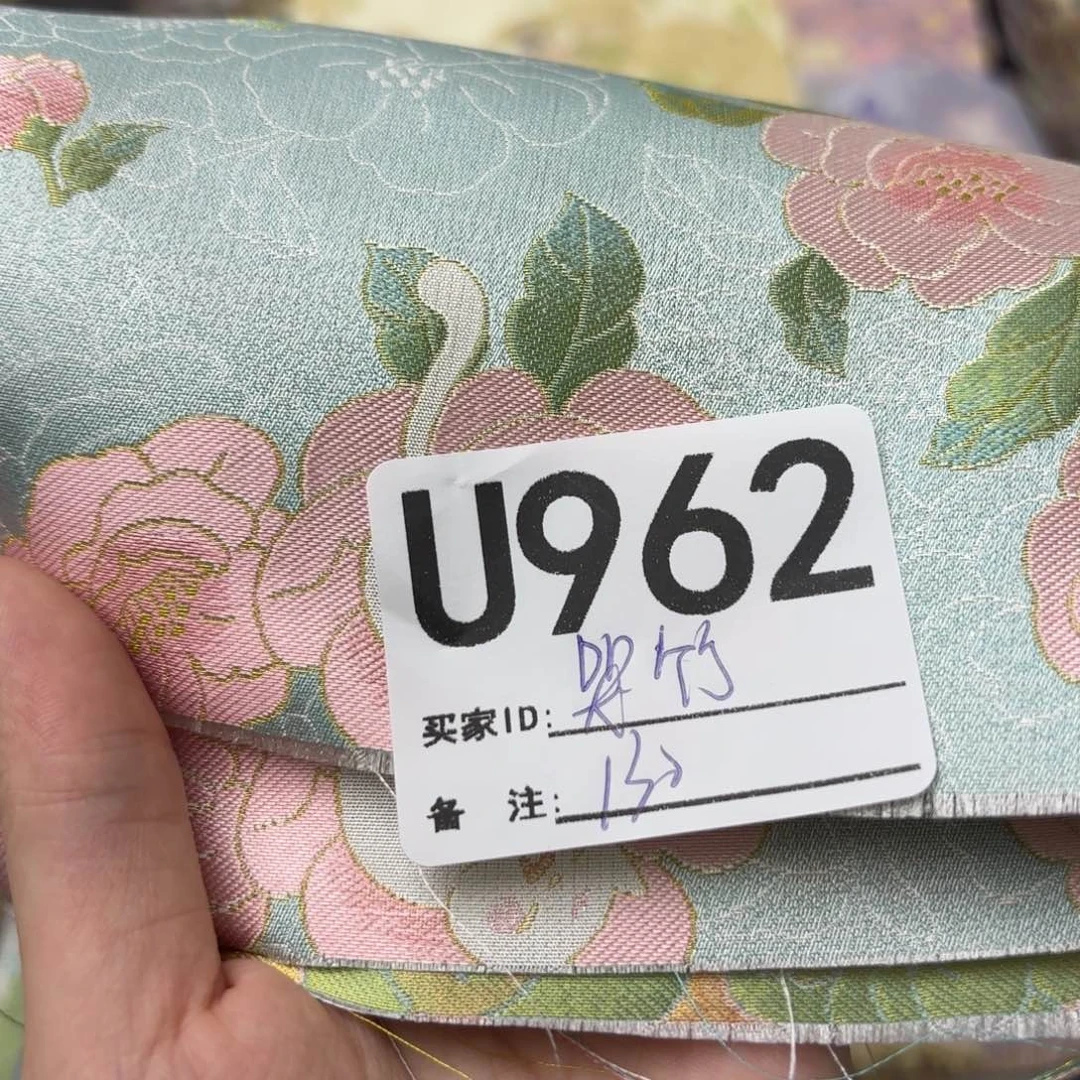 哭***T蚕丝962、vbbbbbnnk