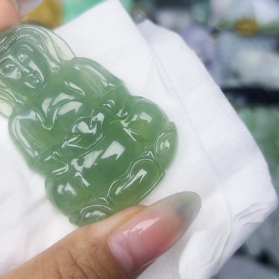 子***然翡翠未镶嵌吊坠(不含链)111