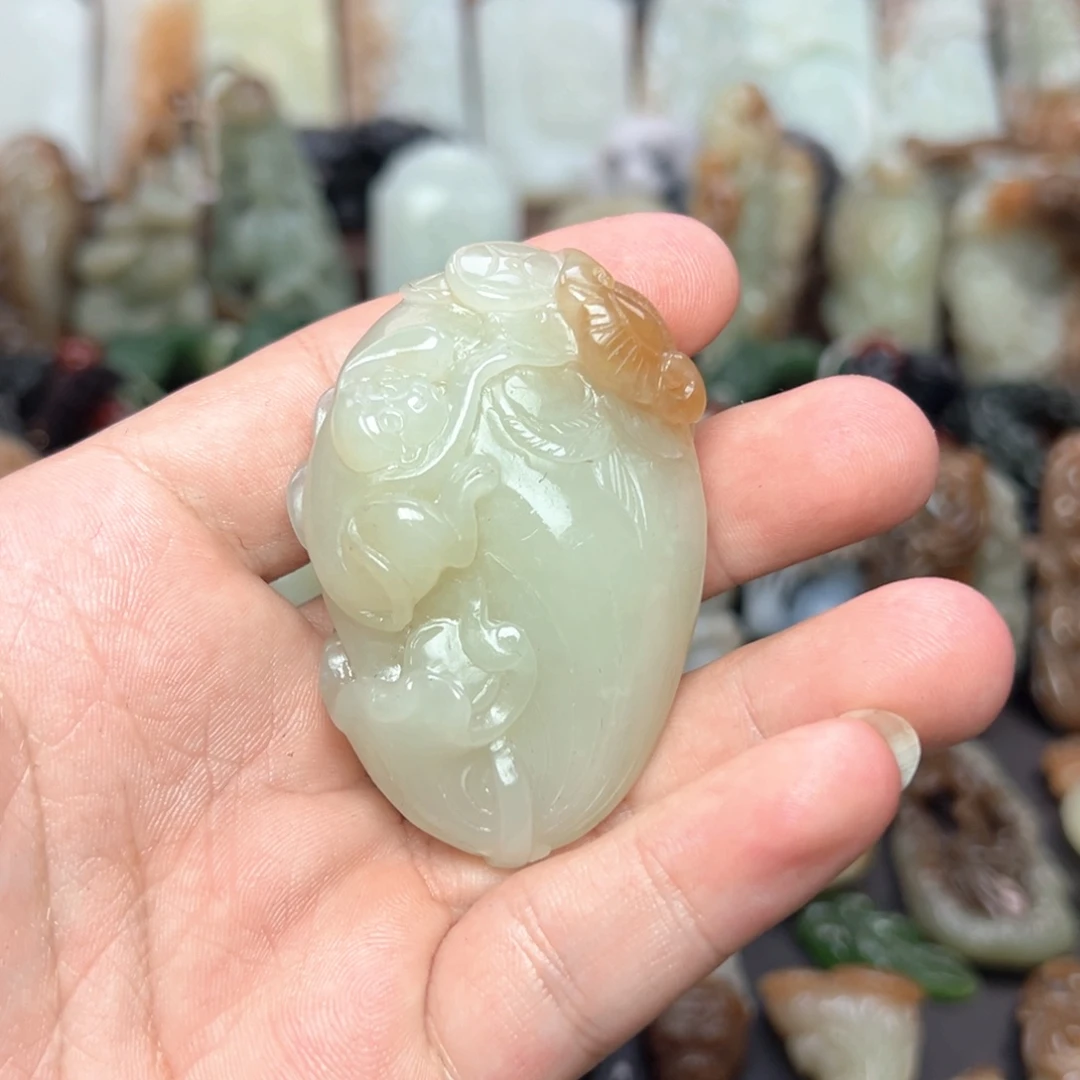 和田玉未镶嵌挂件