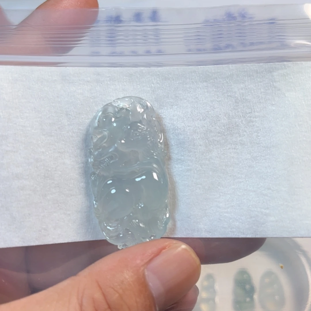 定制翡翠未镶嵌天然缅甸翡翠九尾狐