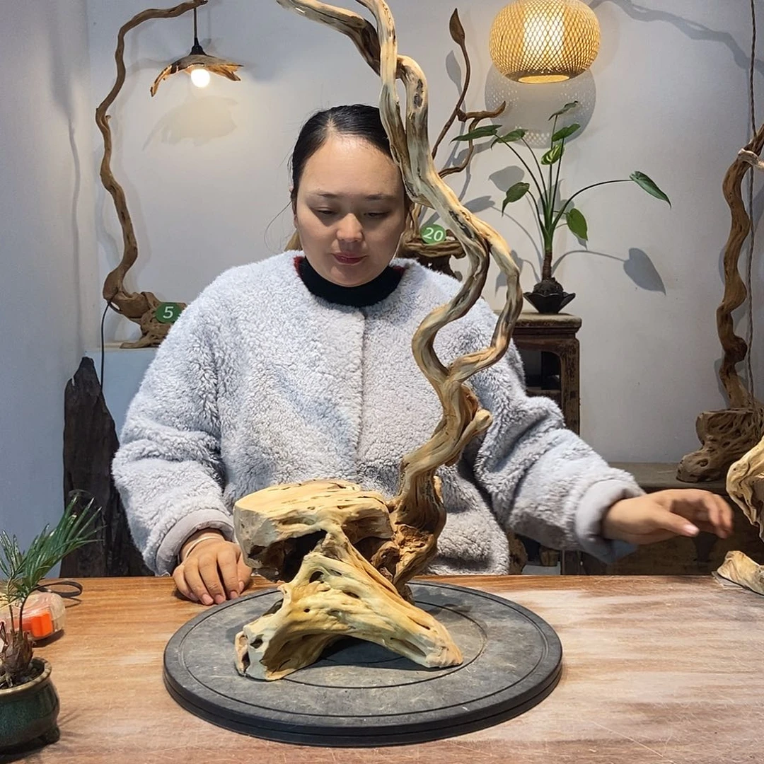 ****吃天然根雕陶制艺术品