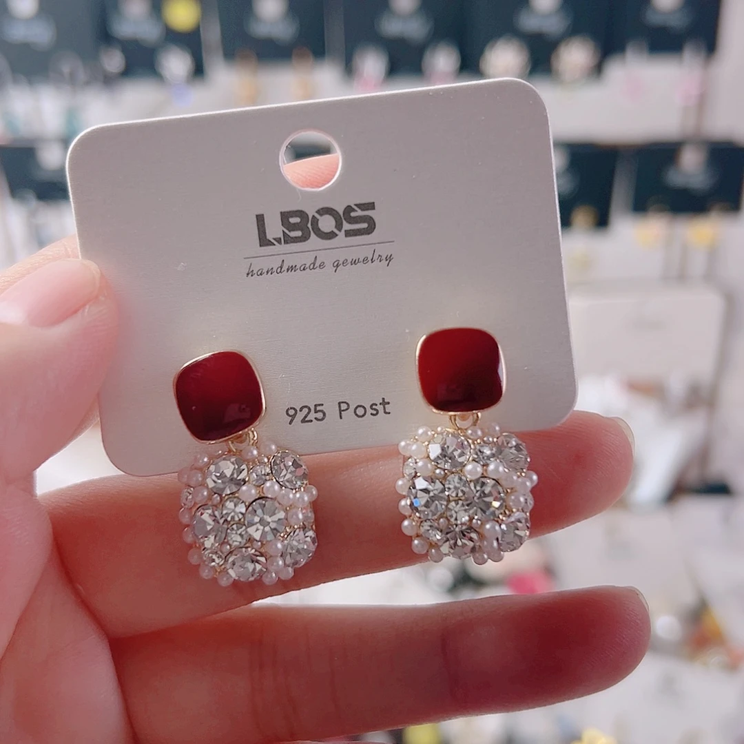 锆石纯铜合金耳环的