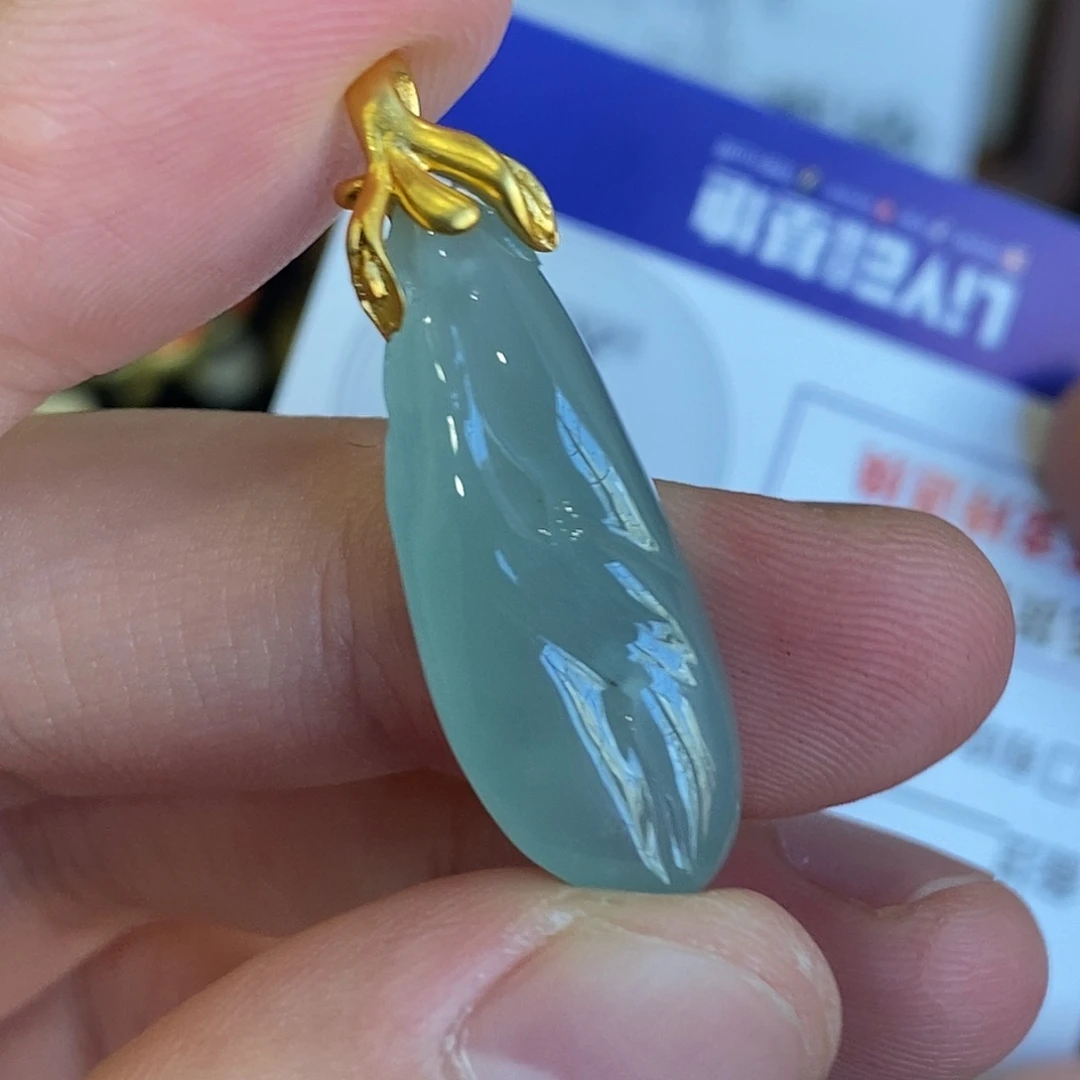 定制翡翠未镶嵌随行