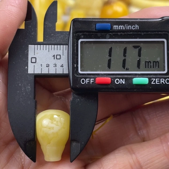 蜜蜡未镶嵌裸石8号