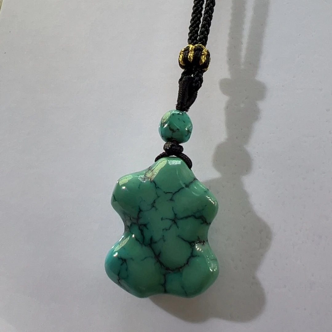 绿松石未镶嵌挂件