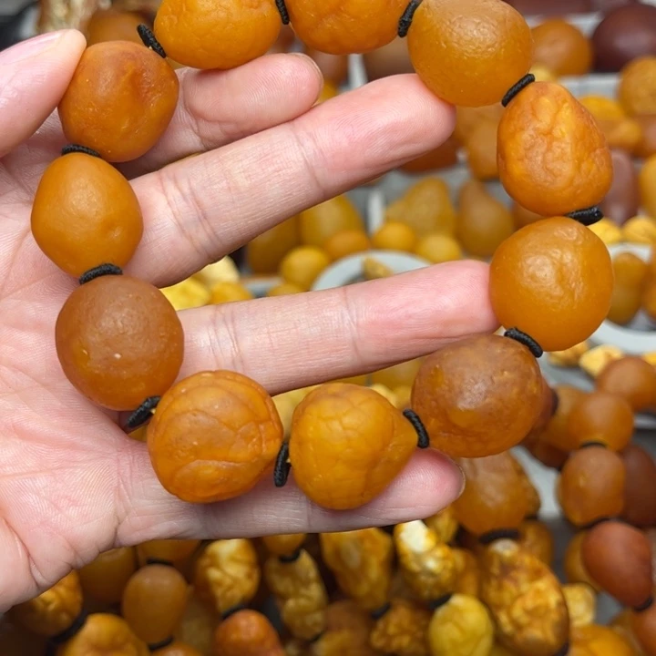 琥珀未镶嵌裸石天然蜜蜡手串