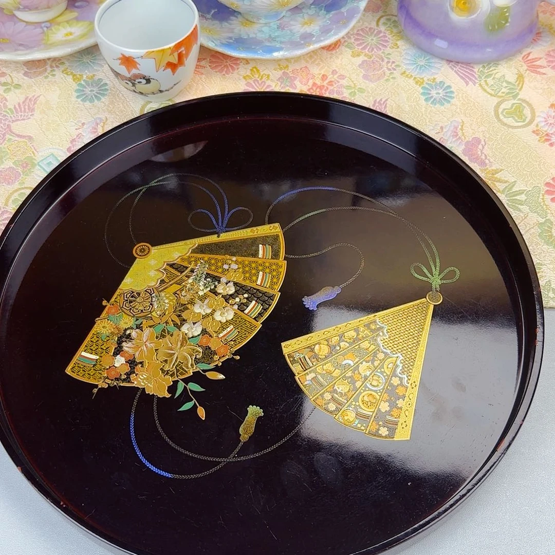 他家茶具瓷器真美！！