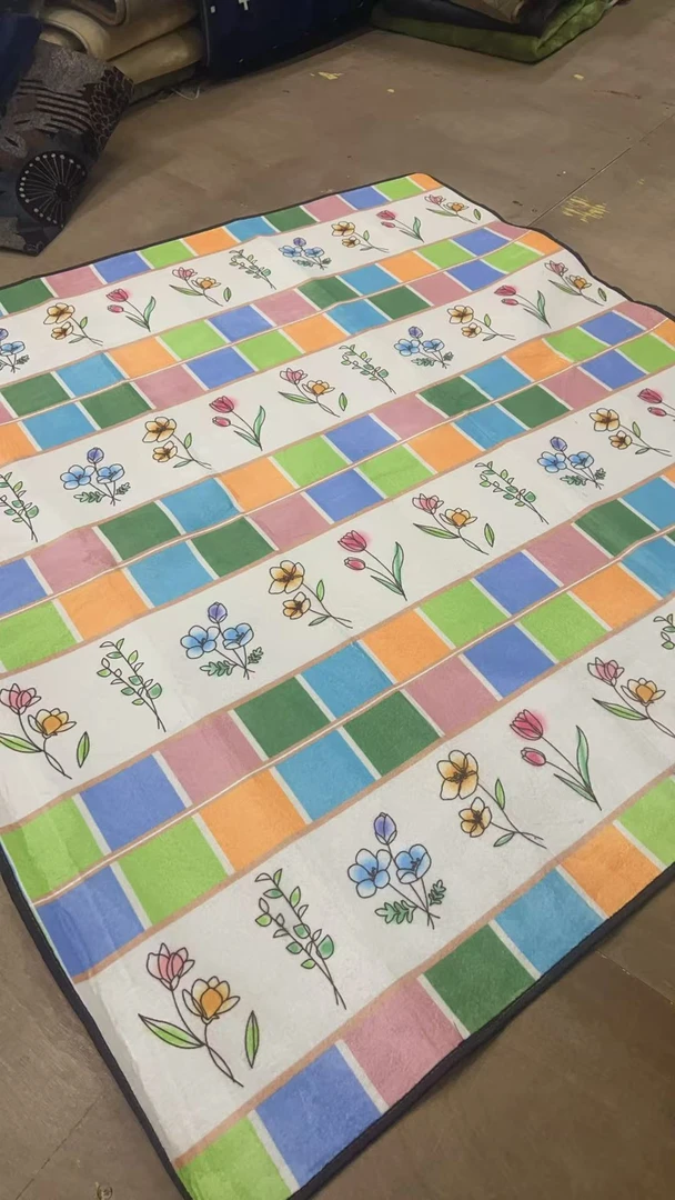 185*185（约）小花方格 家用地毯地垫 微瑕 卧室客厅高端时尚