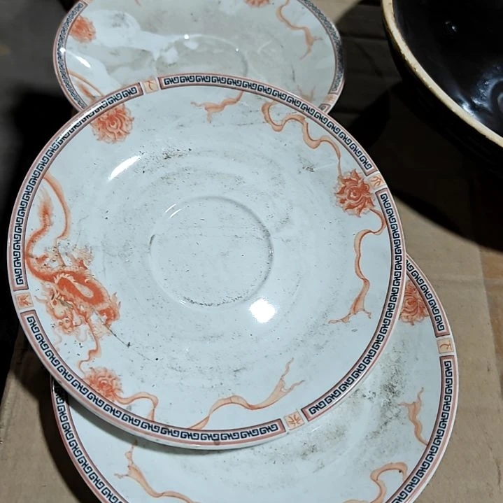 摆件陶瓷盘子碗啥都有