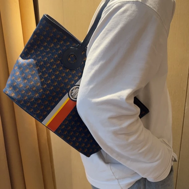95新 MOYNAT/摩奈 【龙】老花单肩托特包