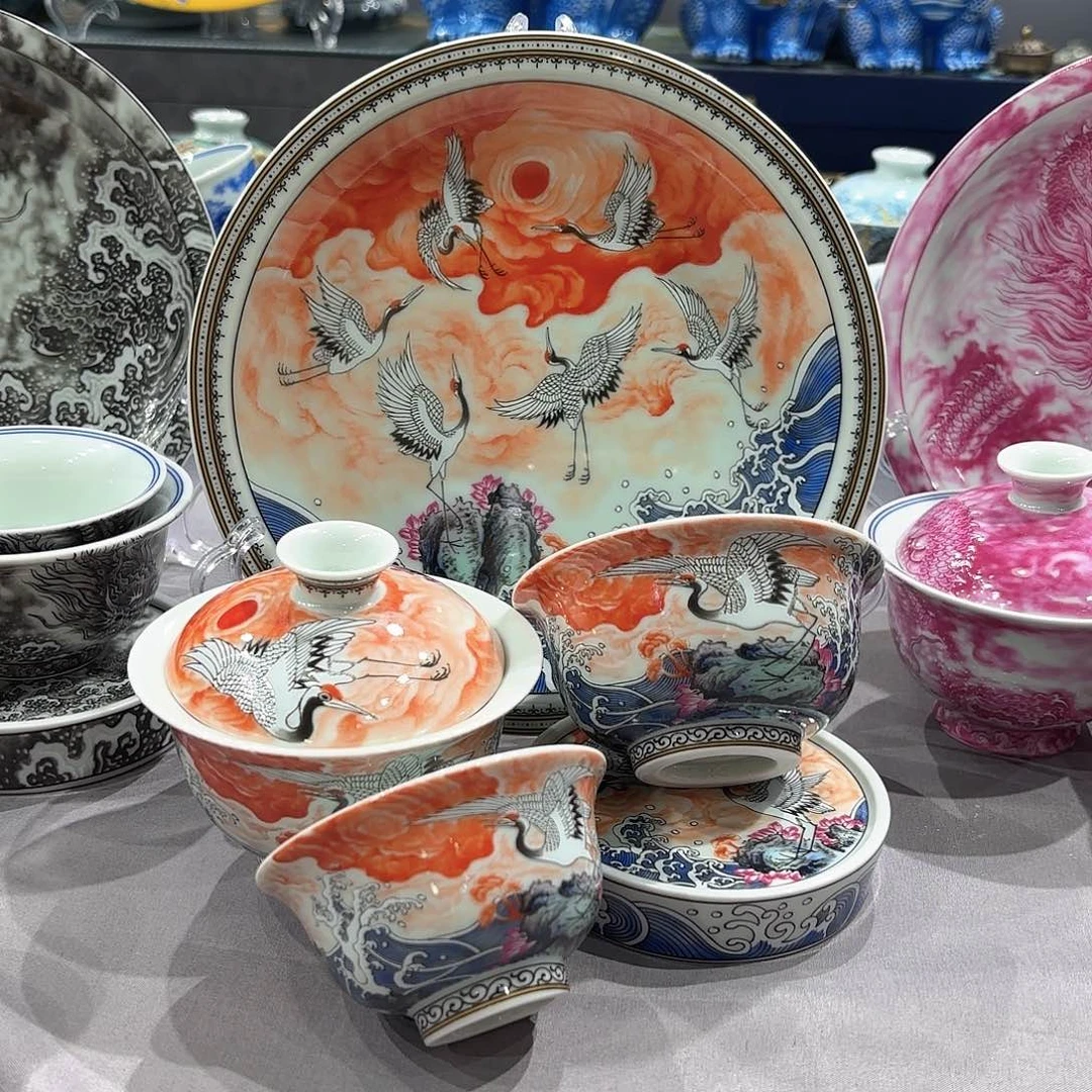 瓷片景德镇瓷器精品陈列