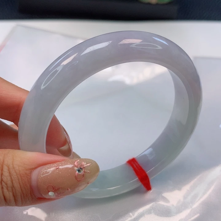 翡翠手镯未镶嵌S****?56圈