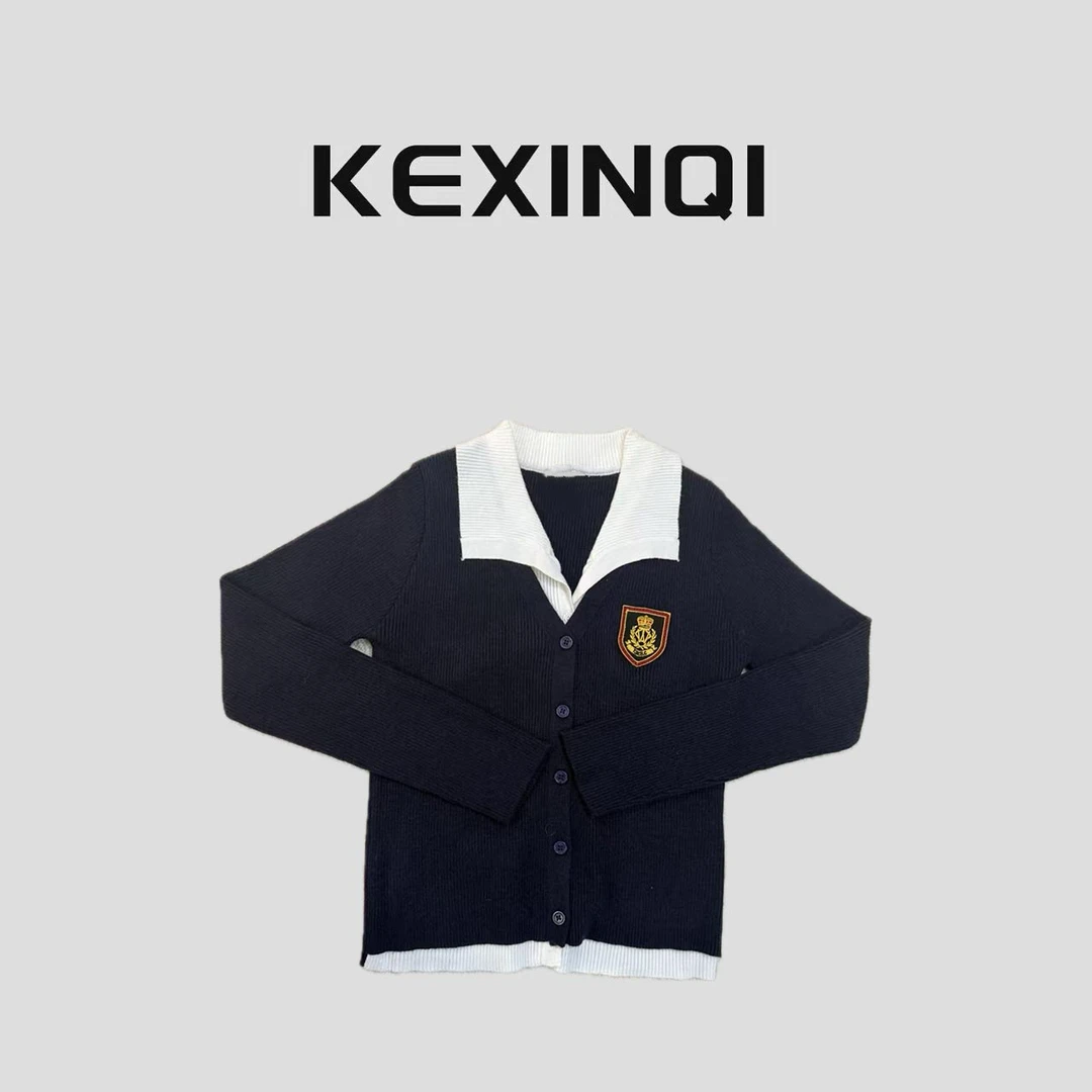 KEXIN V领勋章针织 2025秋冬新款百搭休闲显瘦洋气上衣-25ZZ257