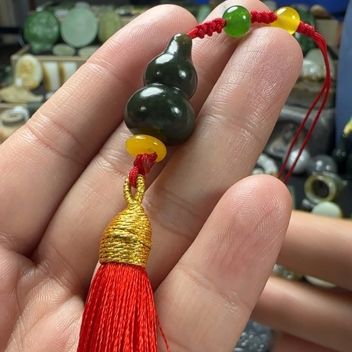 和田玉未镶嵌颈饰福利