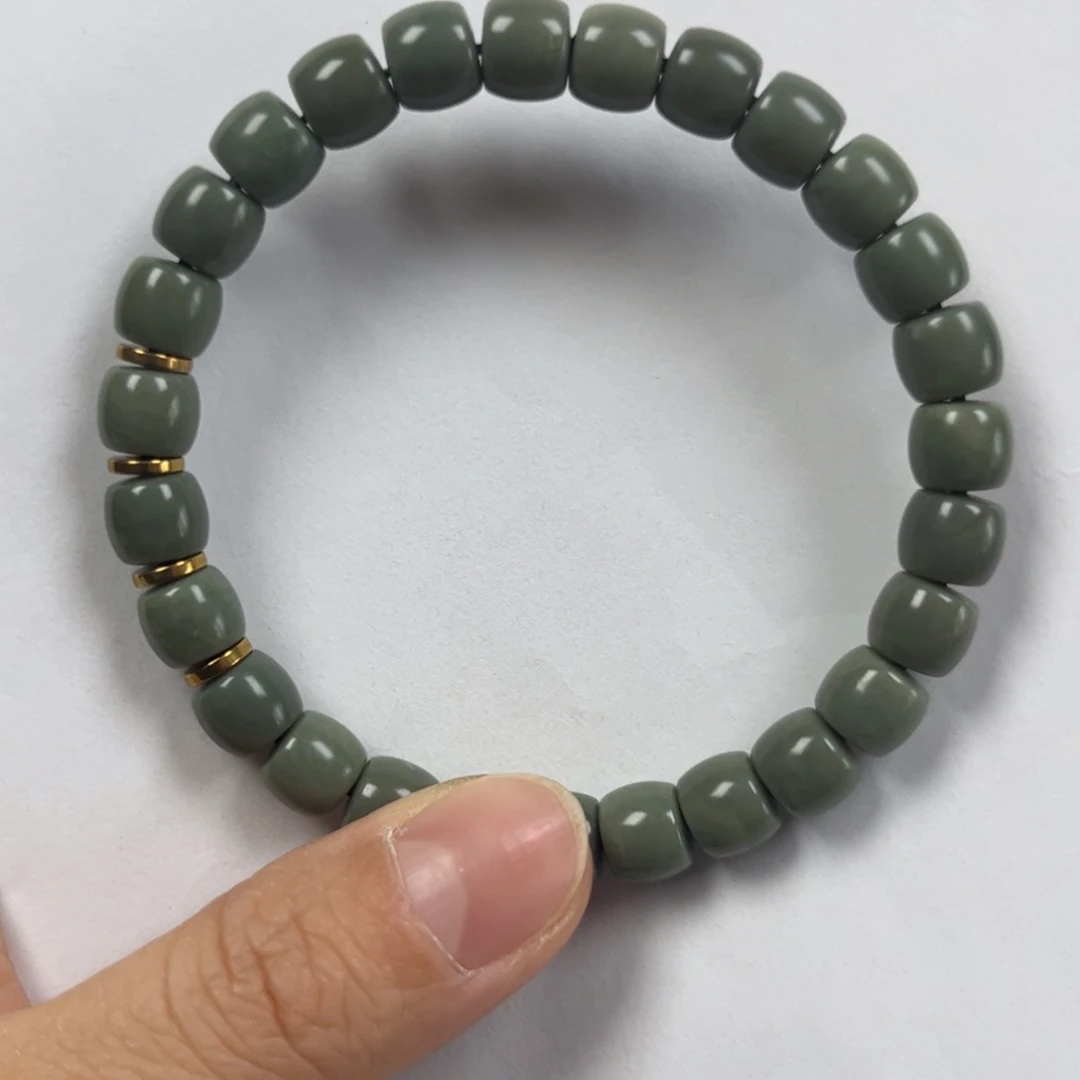 和田玉手链未镶嵌卡8直切