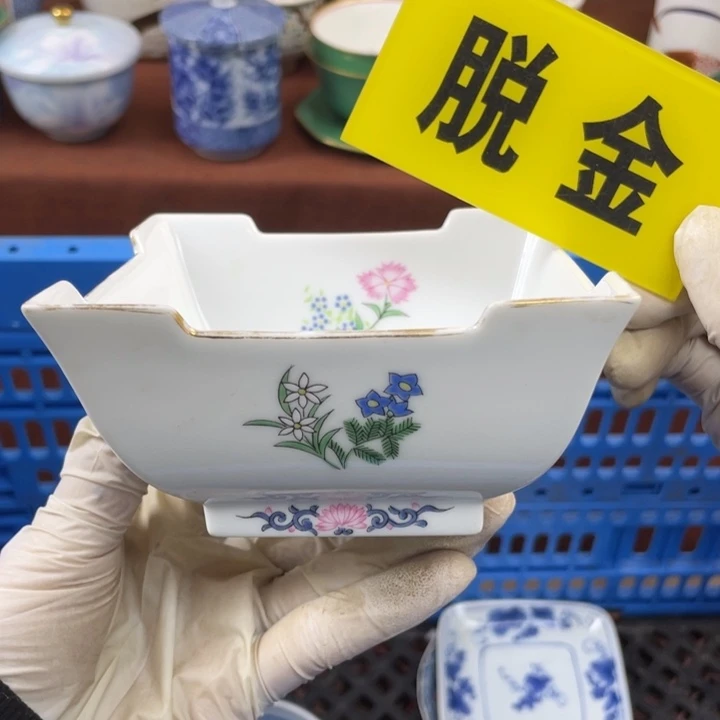 他家瓷器真美…开播了