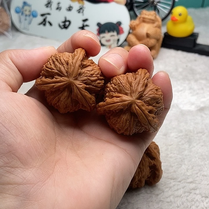 文玩核桃把件雲*三棱