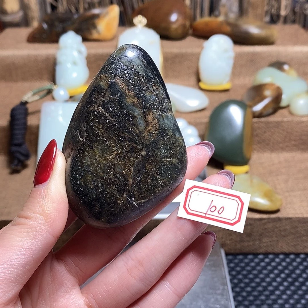 未镶嵌和田玉挂件100