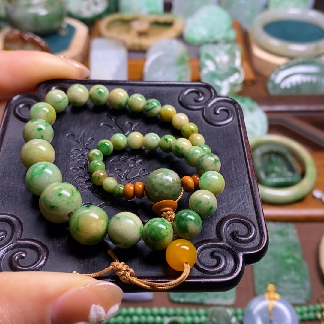 游***戈翡翠未镶嵌颈饰11111111111111