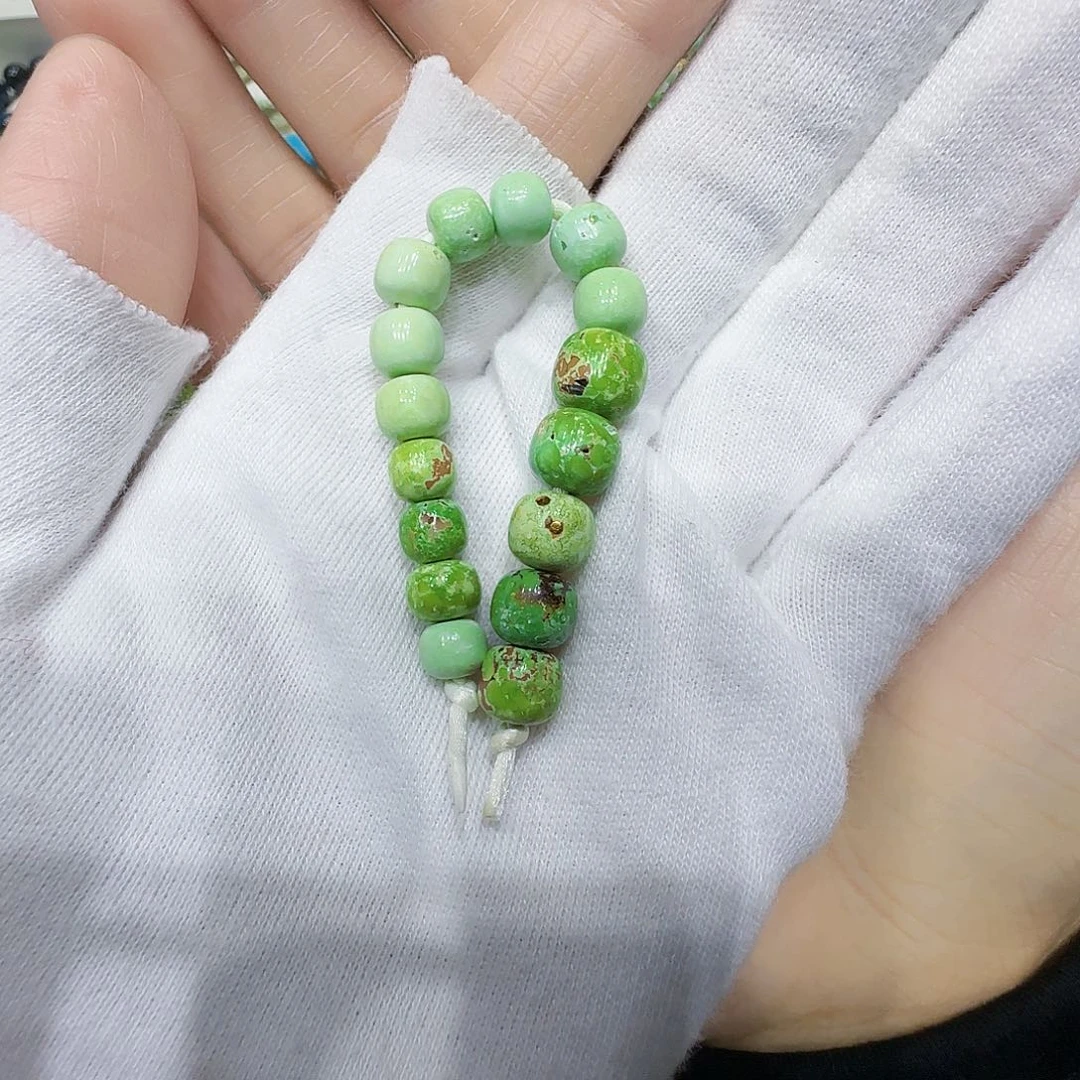 绿松石未镶嵌原矿绿松石