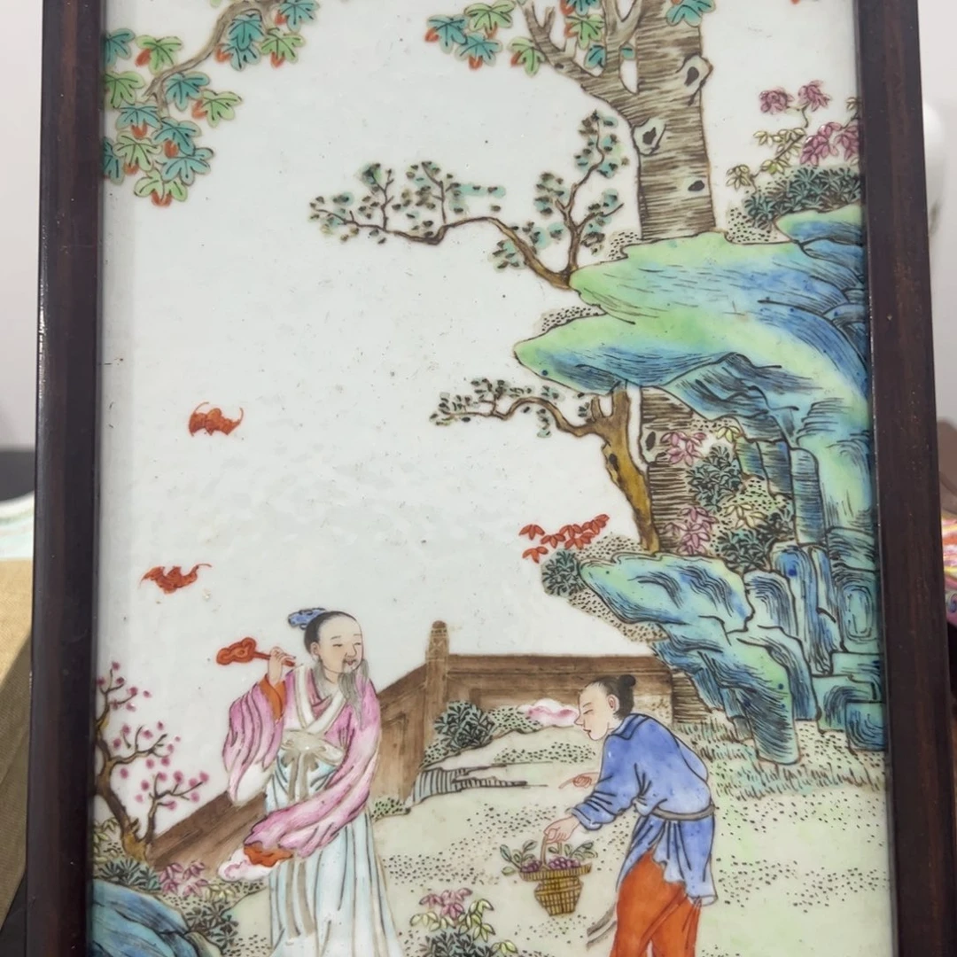 沧***部琉璃手工艺品粉彩松下童子瓷板全品