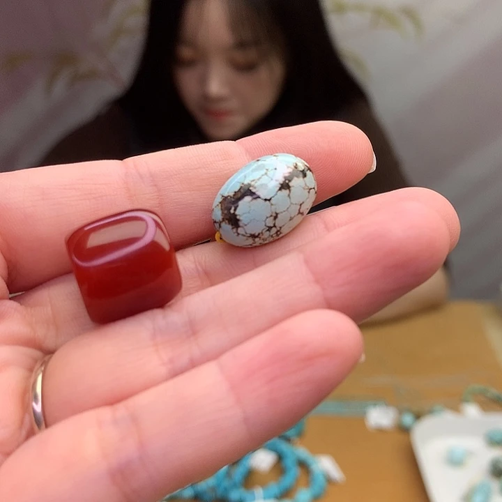安***光未镶嵌原矿玛瑙/玉髓