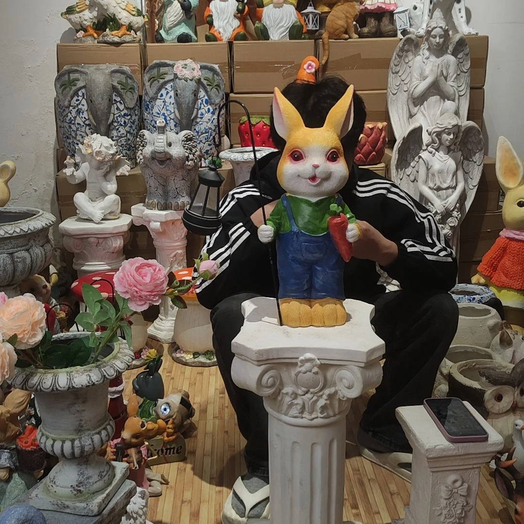 合成树脂提灯兔摆件