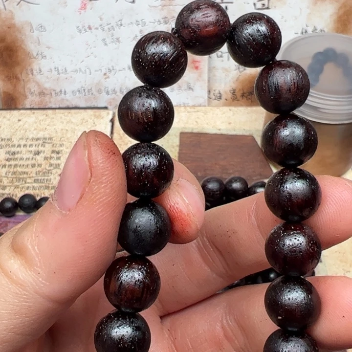 藤类降真香10圆珠红黑油结晶