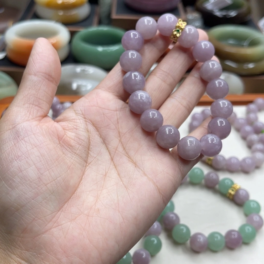 ****影石英岩玉未镶嵌珠宝奇石