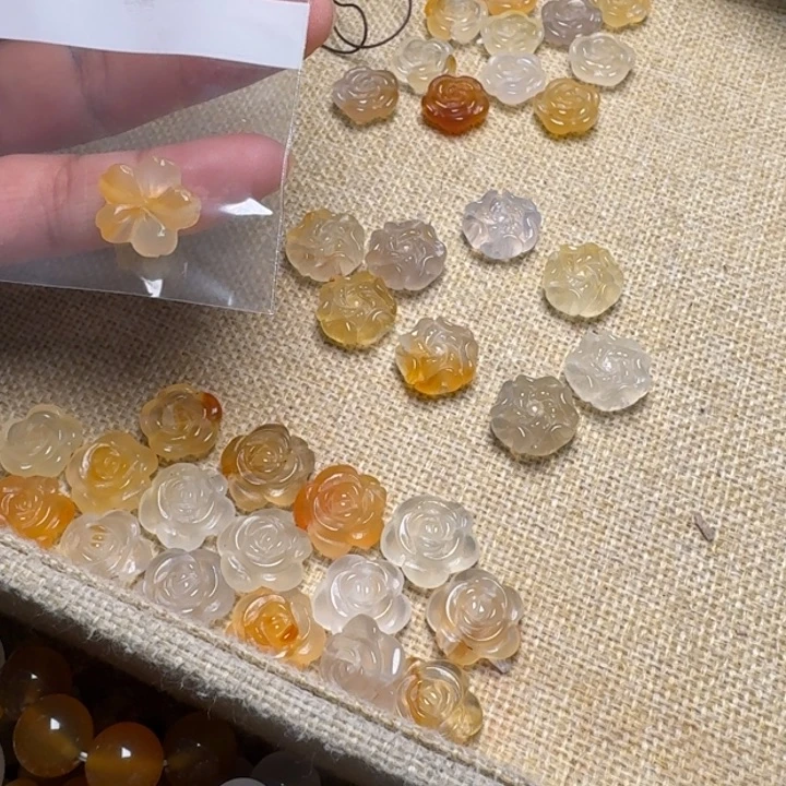 玛瑙/玉髓颈饰合金?****2204