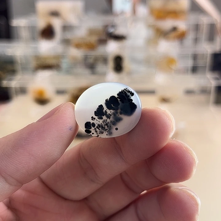 洪***涌未镶嵌吊坠(不含链)玛瑙/玉髓