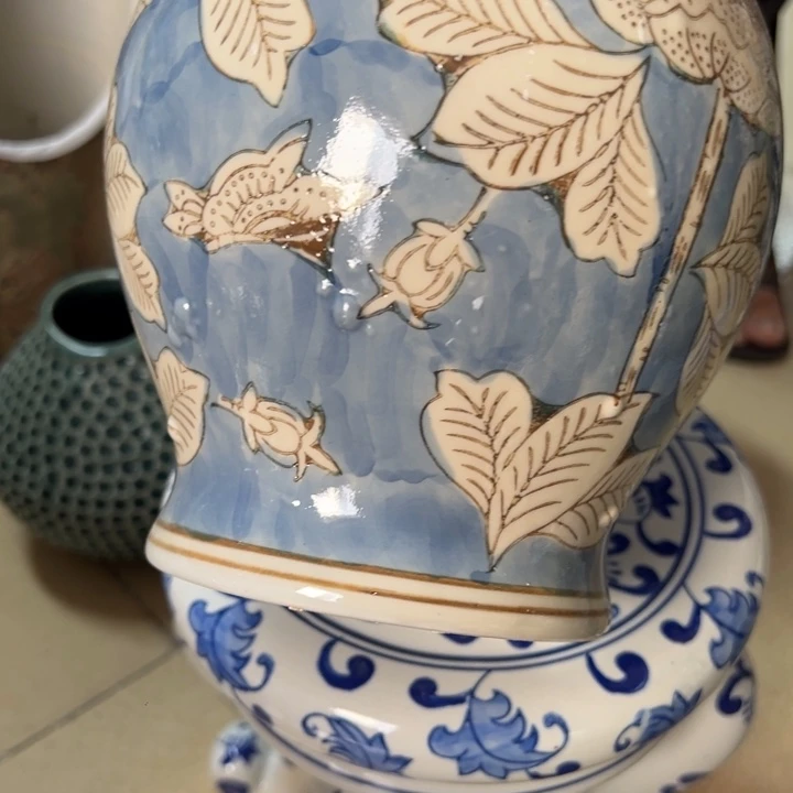 瓷片微瑕陶瓷。。。。。。。。。。。。。。