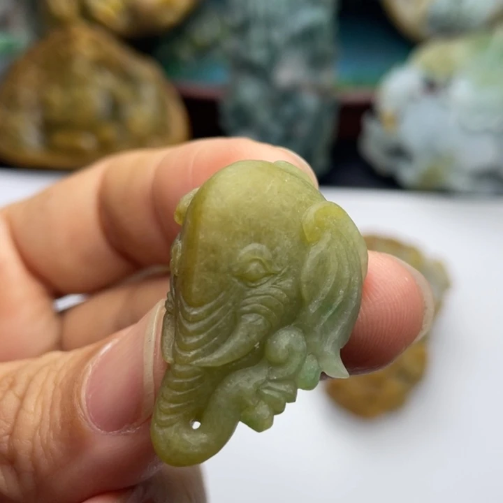 定制翡翠未镶嵌定制