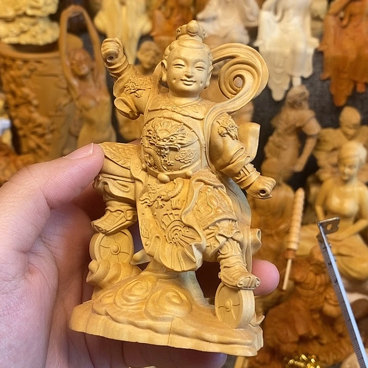 黄杨木黄杨木瑕疵哪吒