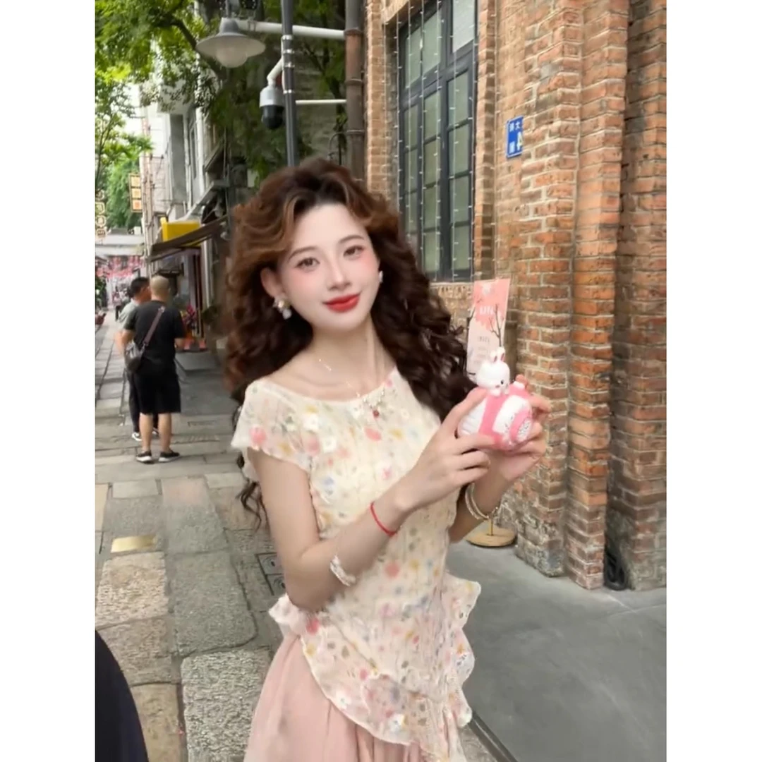 法式温柔粉色碎花短袖t恤女夏季不对称荷叶边飘带设计感露肩上衣