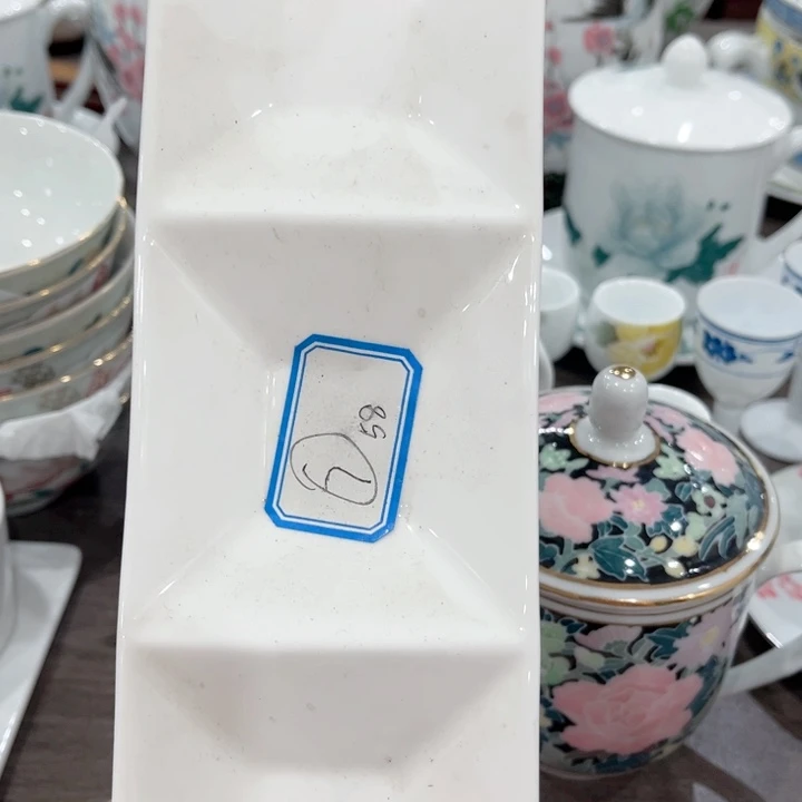 壶釉下五彩瓷的制作工艺