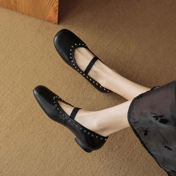 【跟高3.5CM】里外全真皮圆头铆钉一字带平底玛丽珍鞋女单鞋