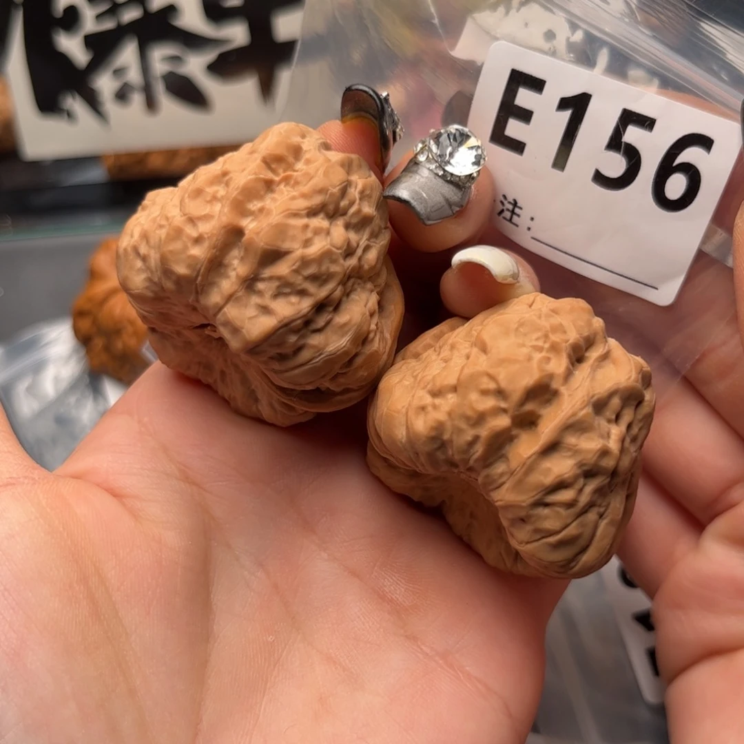 文玩核桃把件A****U蛤蟆