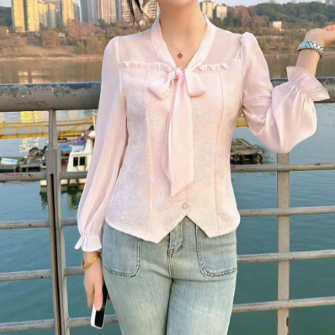 春款绣花蕾丝蝴蝶结春季