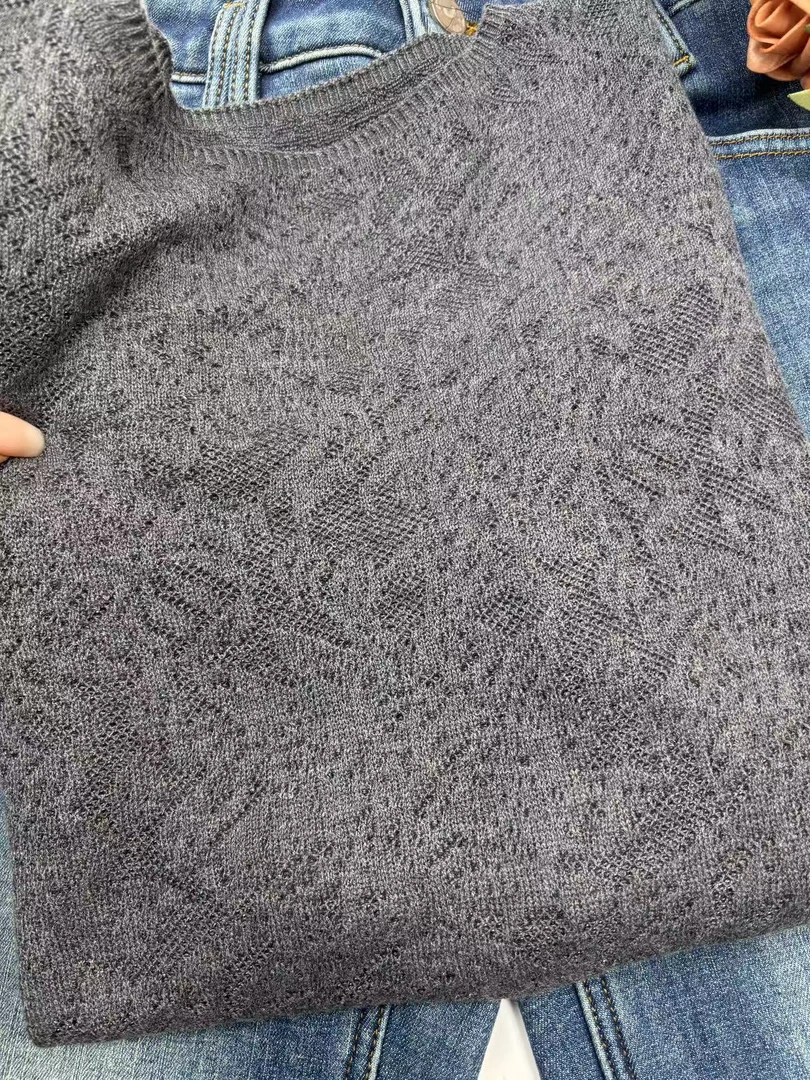 （女神款-玉姐家）春秋新款勾花浮雕洋气显瘦巨柔软小衫 新选f950