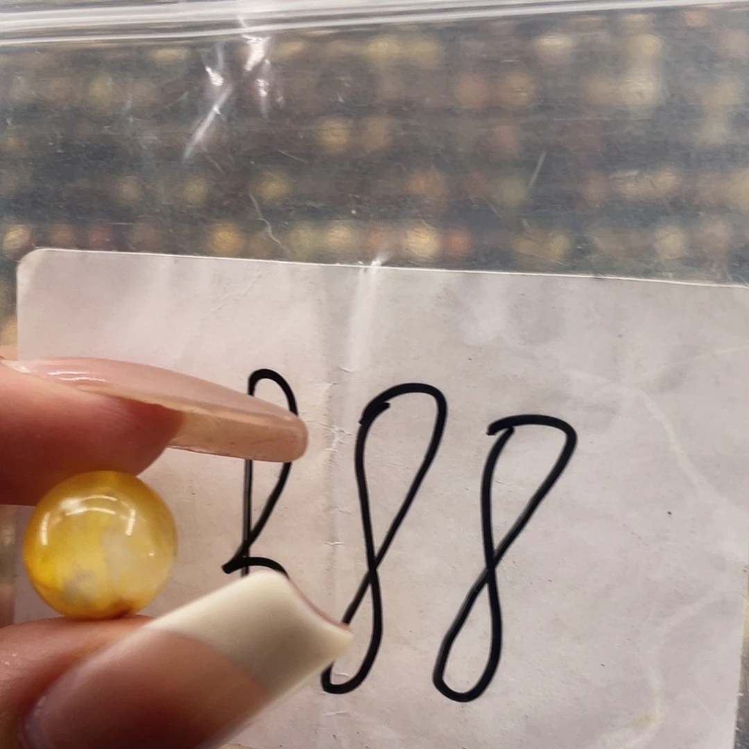 琥珀未镶嵌裸石11福利