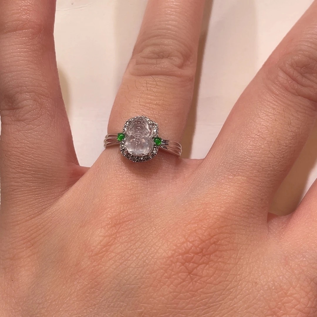 翡翠18K金镶嵌戒指南非钻