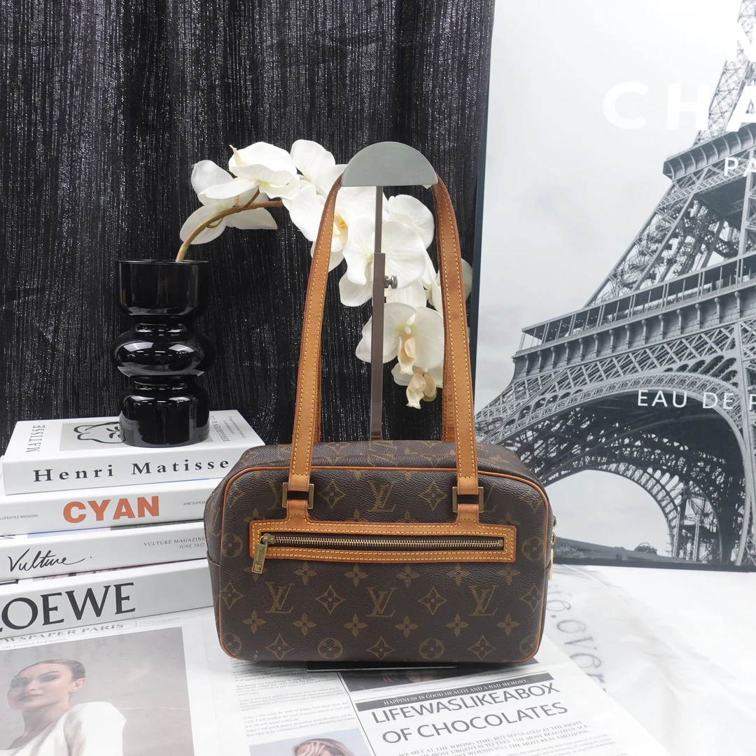 95新 LouisVuitton/路易威登 单肩包/t10207437