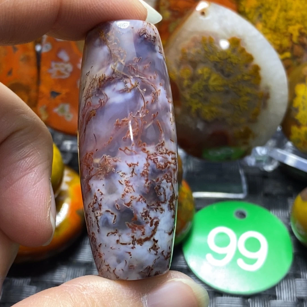 未镶嵌颈饰玛瑙/玉髓占**申