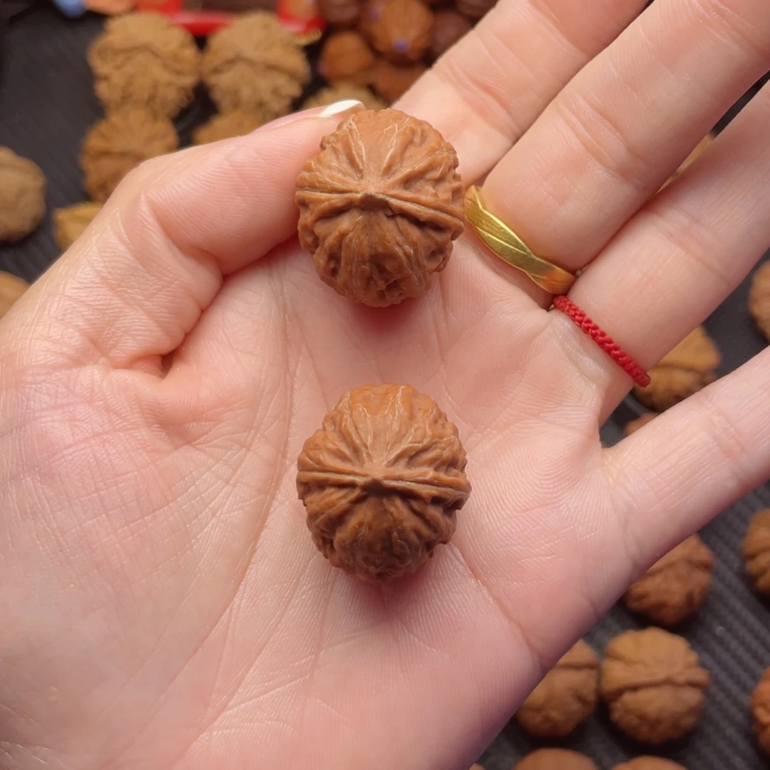 把件文玩核桃小萌包